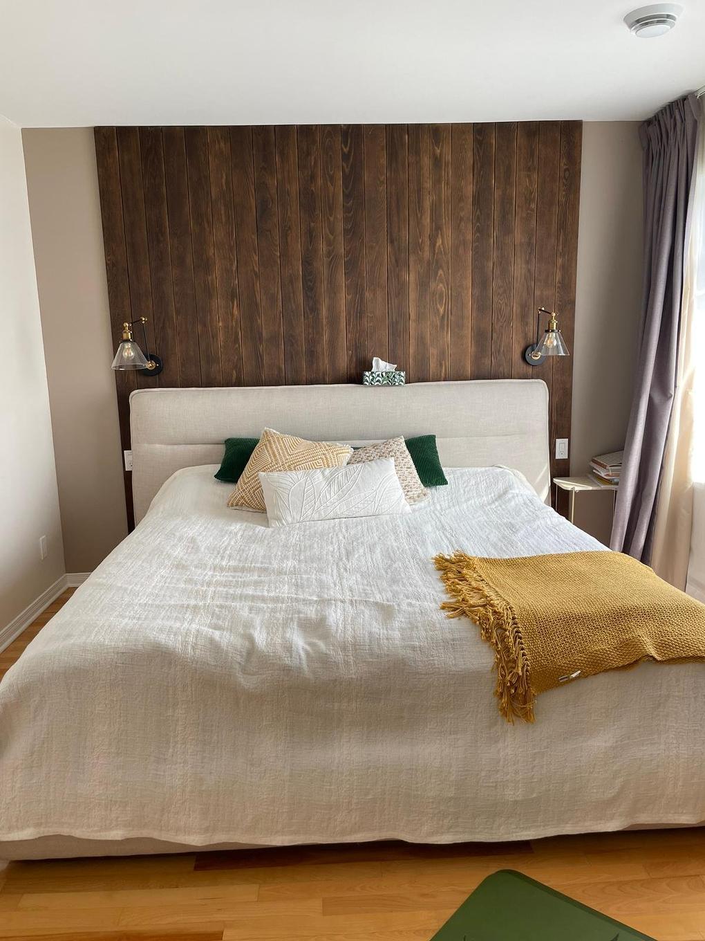 Bedroom - 240 Rue Renoir, Saint-Constant, QC - Indoor Photo Showing Bedroom