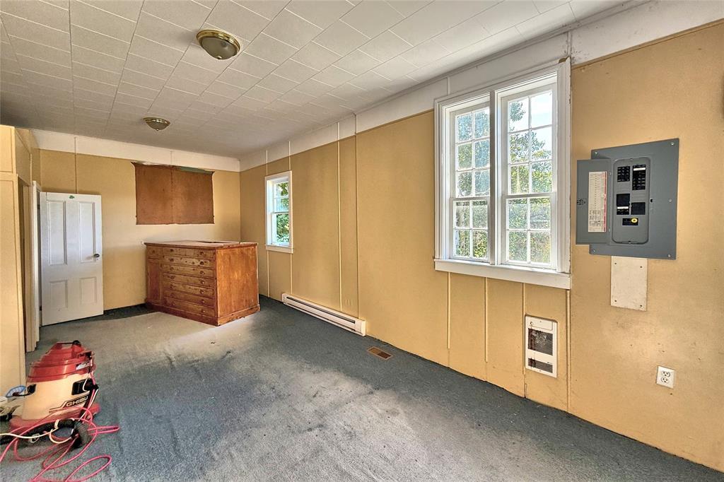 8-12 Cross Road, Bay Roberts, NL