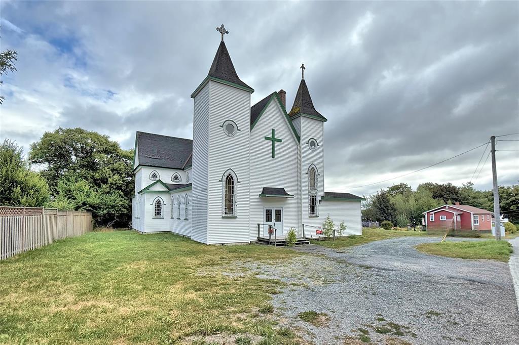 8-12 Cross Road, Bay Roberts, NL