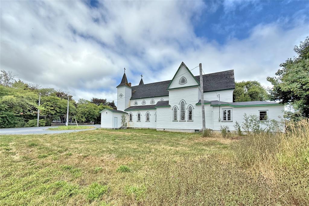 8-12 Cross Road, Bay Roberts, NL