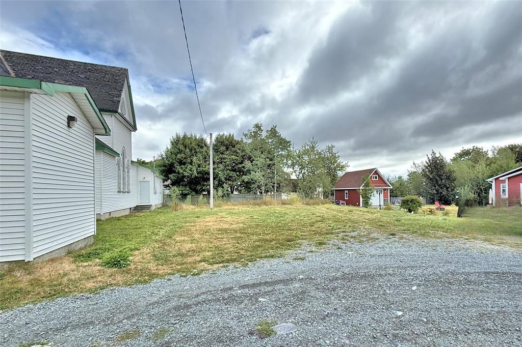 8-12 Cross Road, Bay Roberts, NL