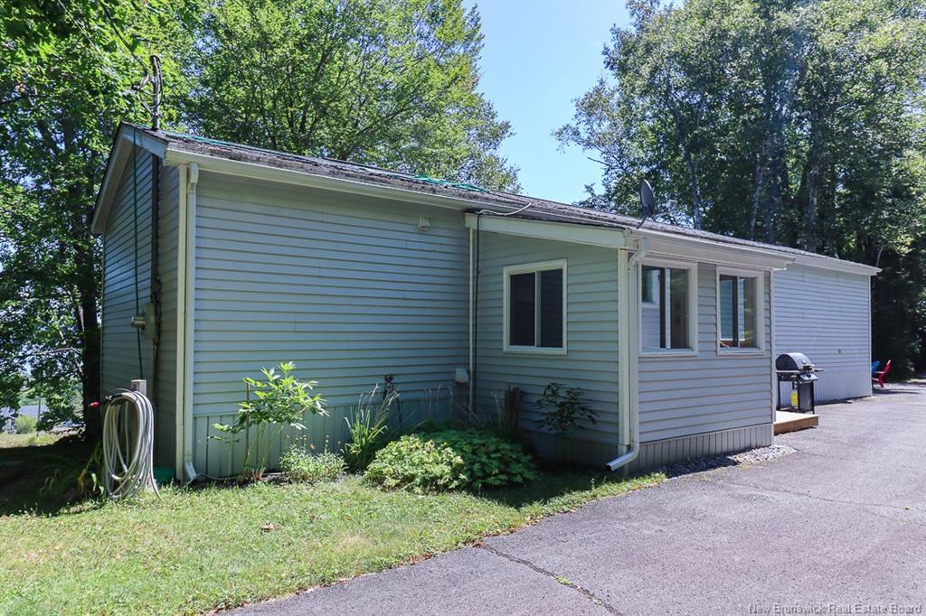 7202 Route 102, Central Greenwich, NB