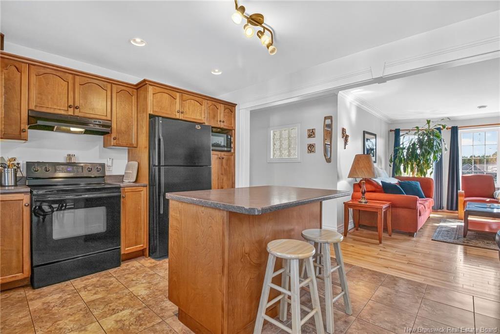 144 Oak Ridge Dr, Moncton, NB