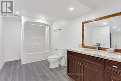Lower level 4-pc bathroom -