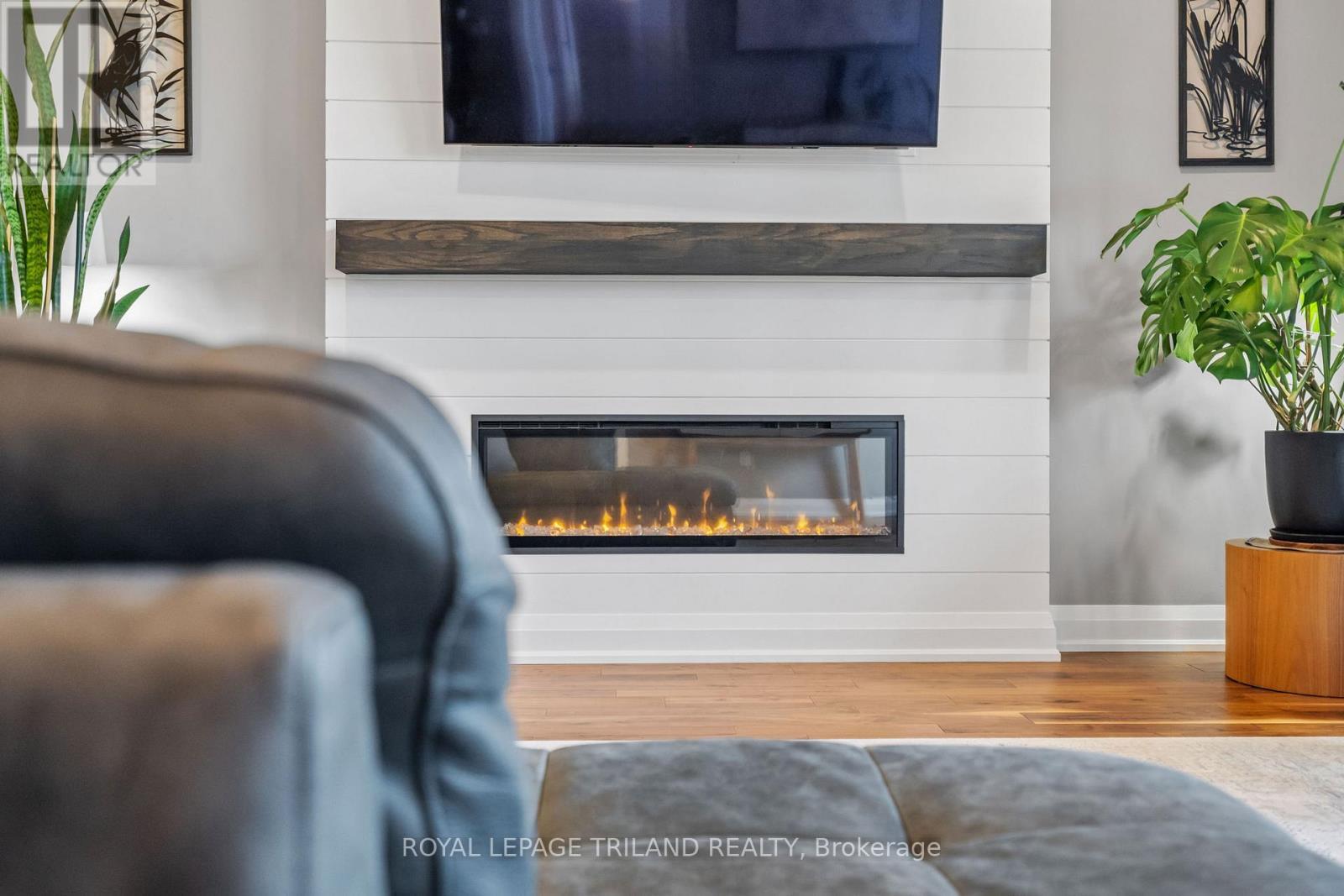 54 - 159 Collins Way, Strathroy-Caradoc (Se), ON