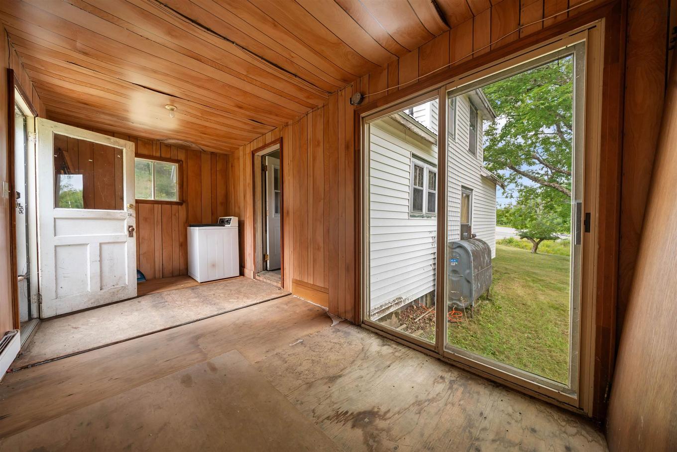 8860 Moose River Road, Lindsay Lake, NS