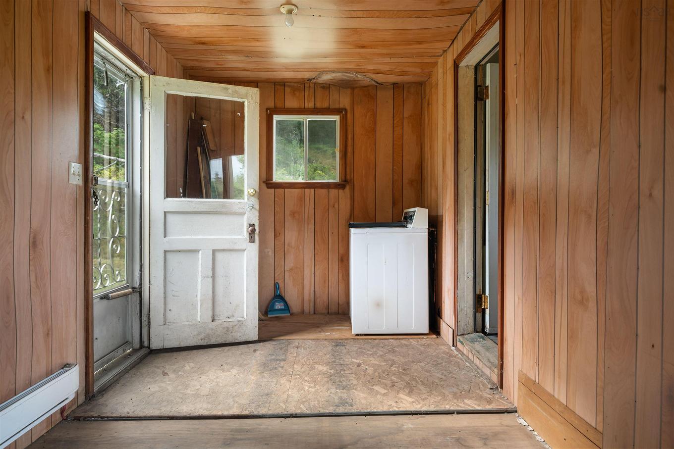 8860 Moose River Road, Lindsay Lake, NS