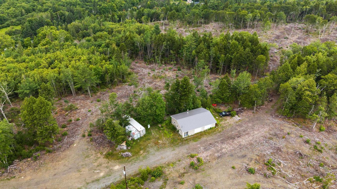 8860 Moose River Road, Lindsay Lake, NS