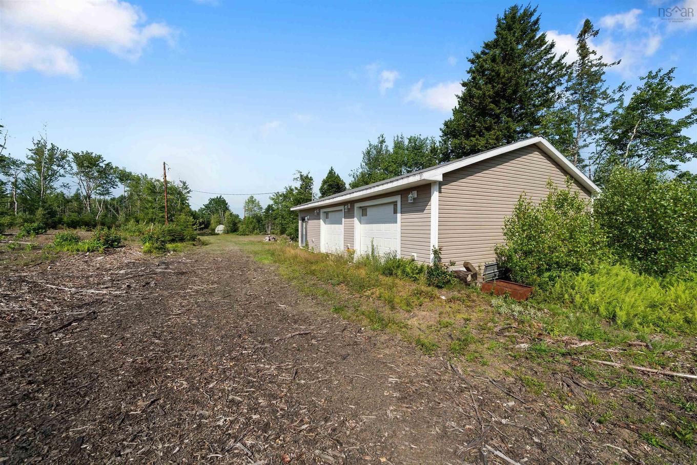 8860 Moose River Road, Lindsay Lake, NS