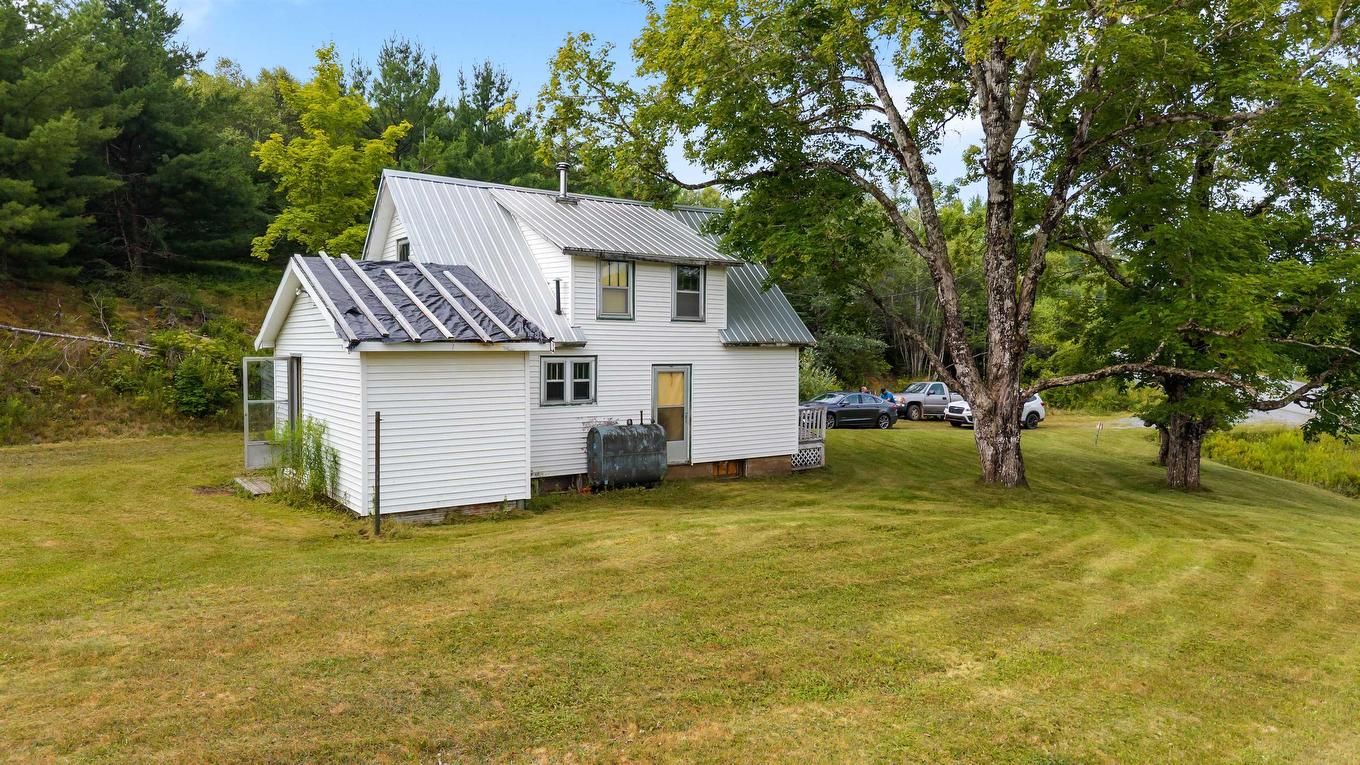 8860 Moose River Road, Lindsay Lake, NS
