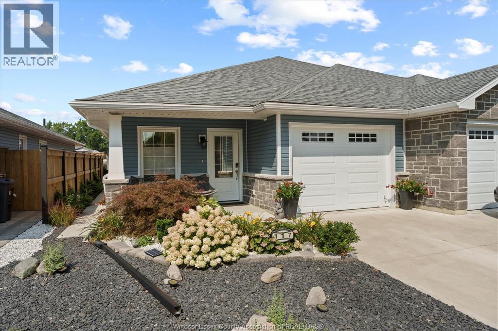 117 Arthur Street North, Harrow, ON - Outdoor