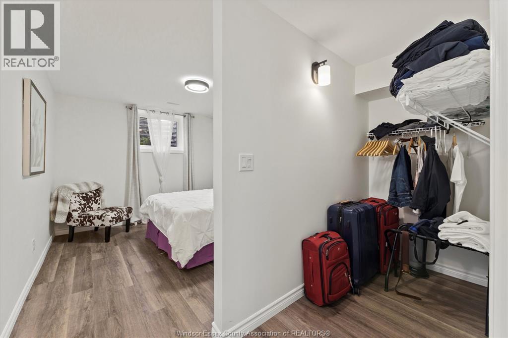 117 Arthur Street North, Harrow, ON - Indoor