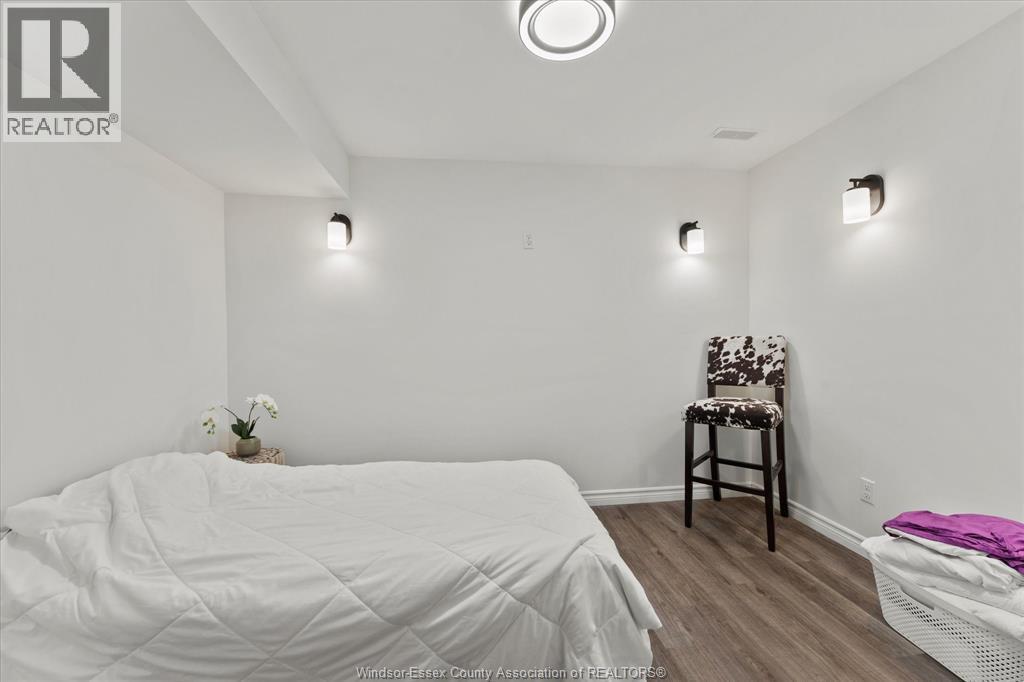 117 Arthur Street North, Harrow, ON - Indoor Photo Showing Bedroom