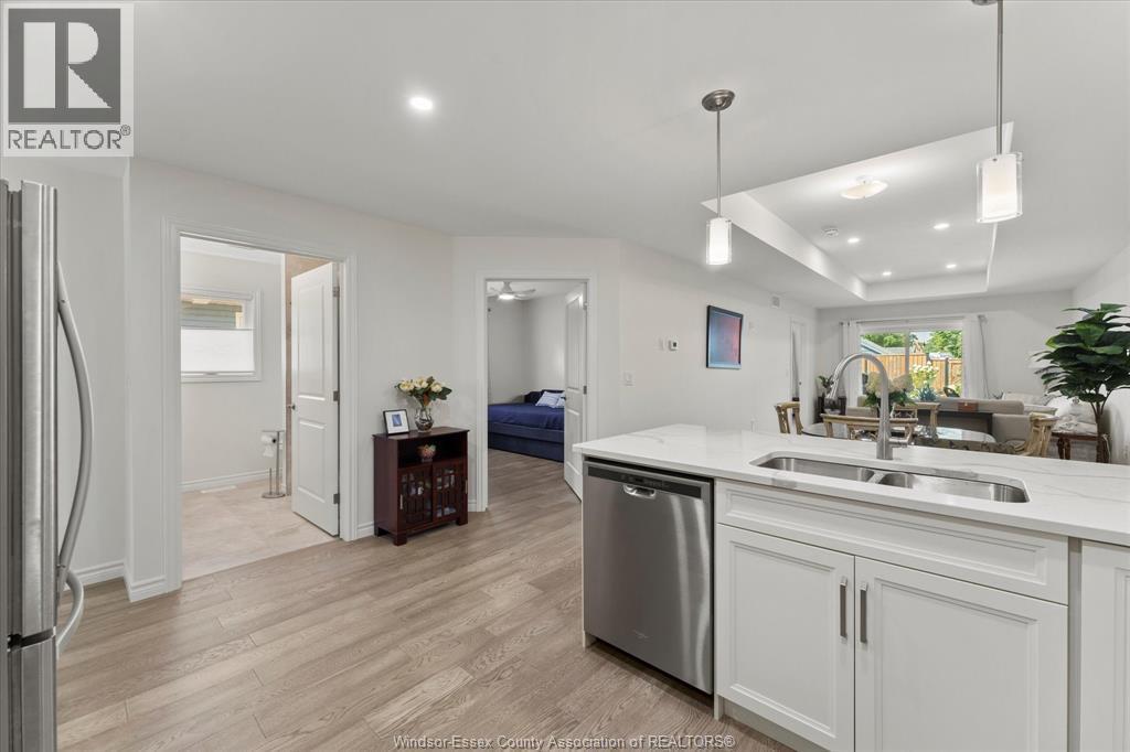 117 Arthur Street North, Harrow, ON - Indoor Photo Showing Kitchen With Double Sink