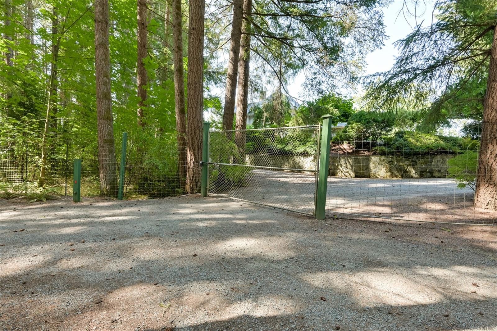 7003 Mays Rd, Duncan, BC