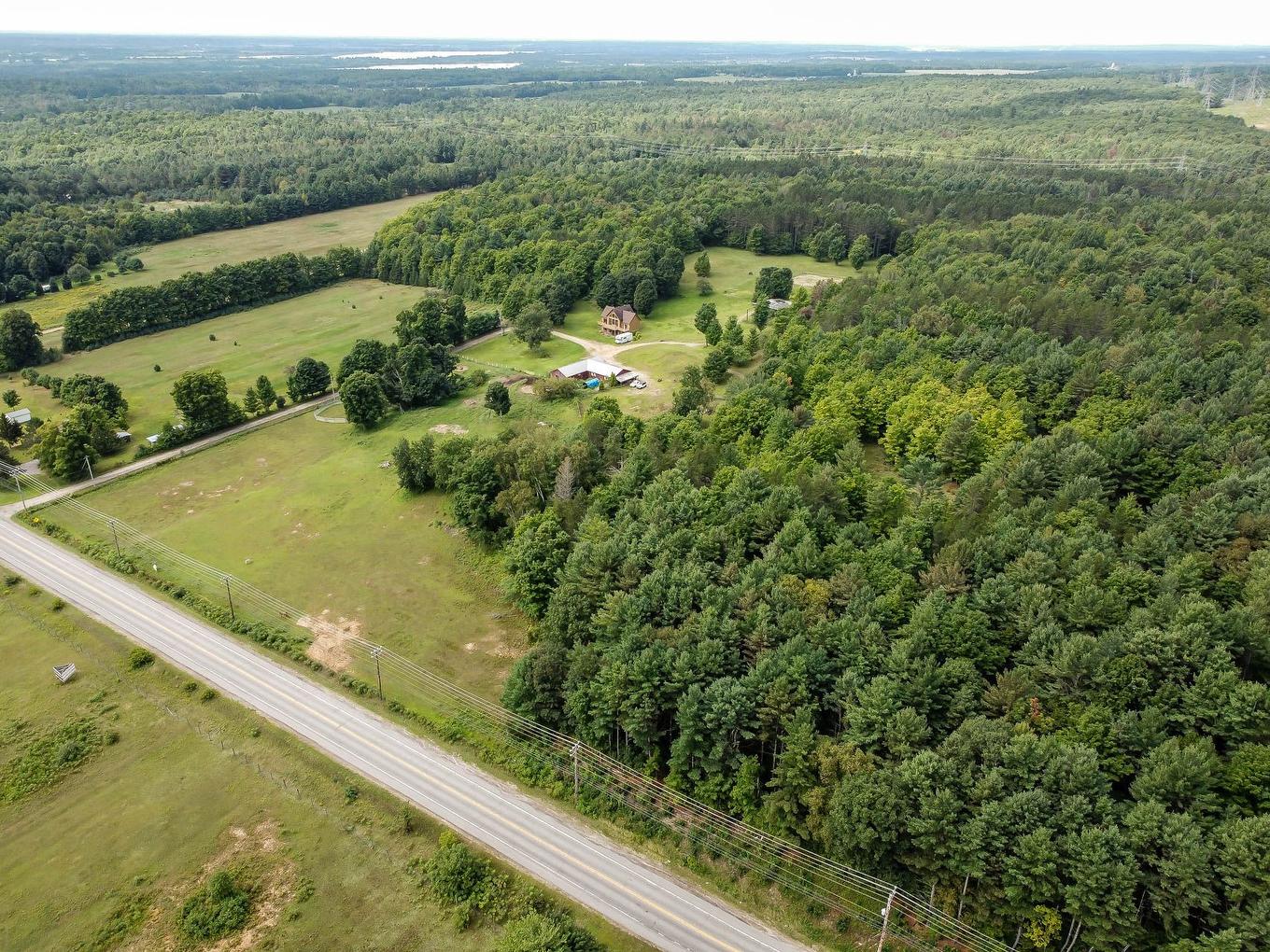 Extérieur - 2060 Côte St-Victor, Papineauville, QC