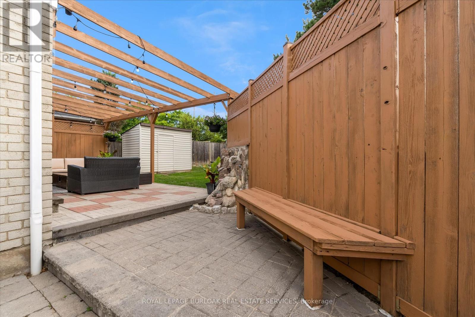 1500 Riley Avenue, Burlington, ON - Outdoor With Exterior