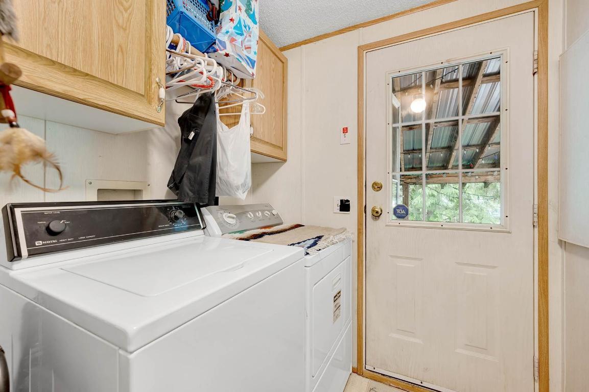 32 Old N Thompson E Highway, Clearwater, BC - Indoor Photo Showing Laundry Room