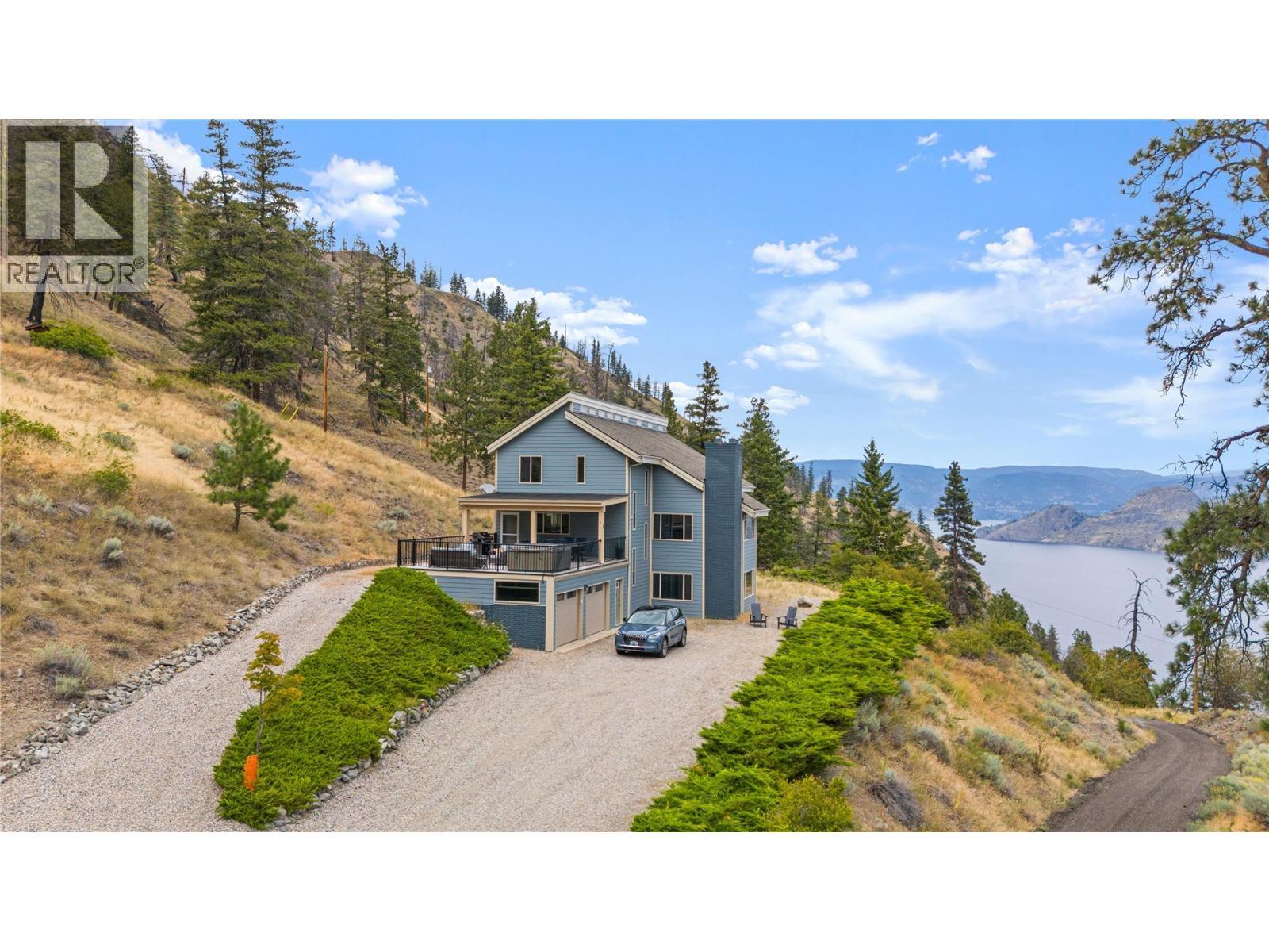 432 Hwy 97 Highway, Summerland, BC - Outdoor With Body Of Water