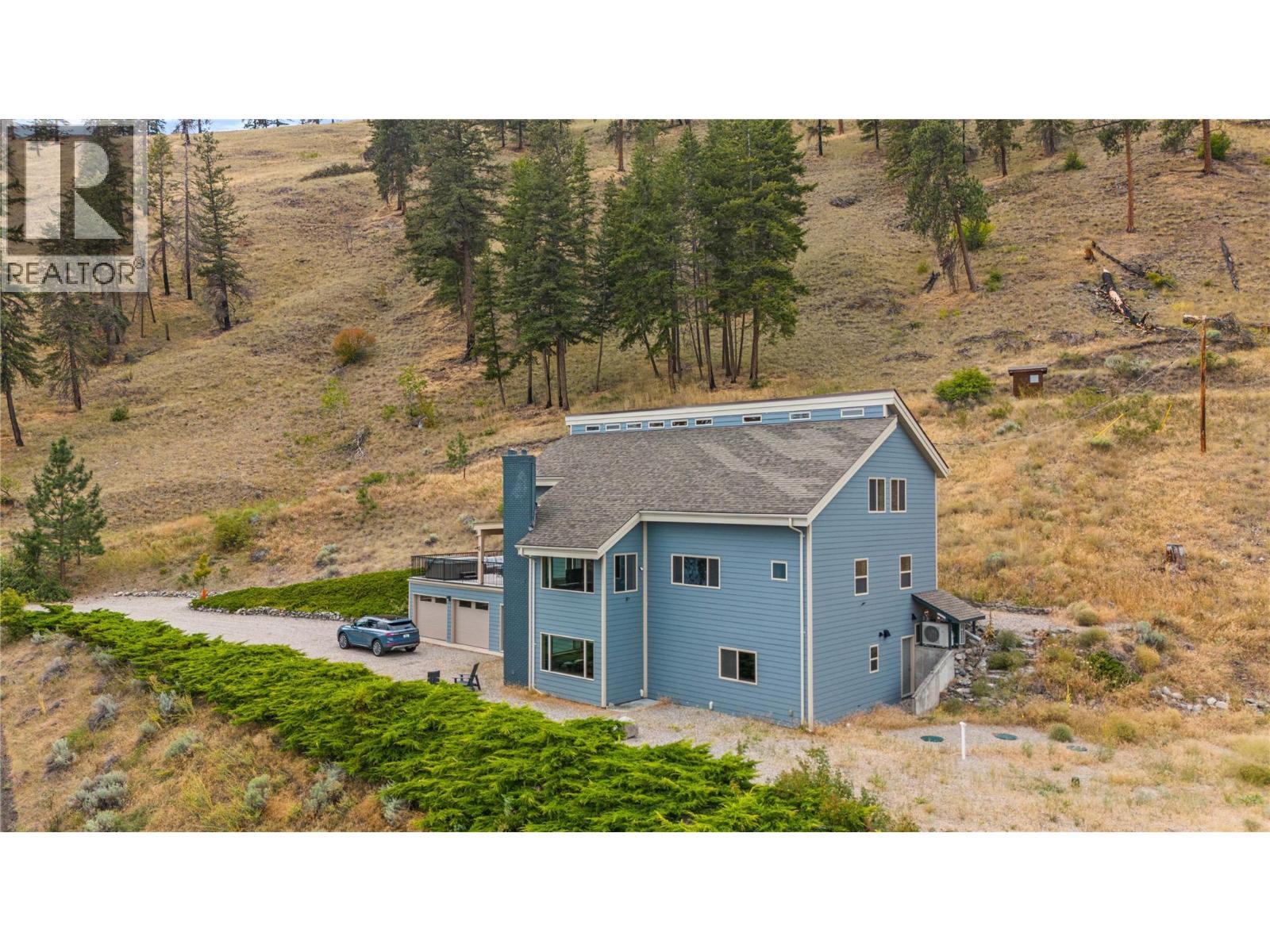 432 Hwy 97 Highway, Summerland, BC - Outdoor