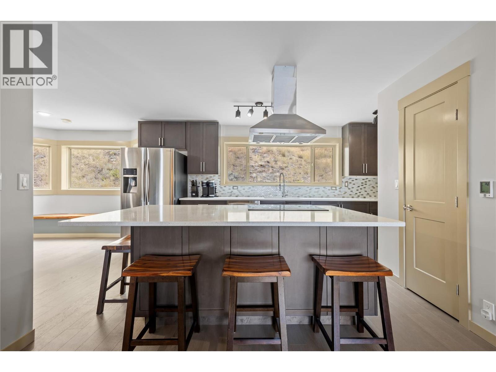 432 Hwy 97 Highway, Summerland, BC - Indoor Photo Showing Kitchen With Upgraded Kitchen