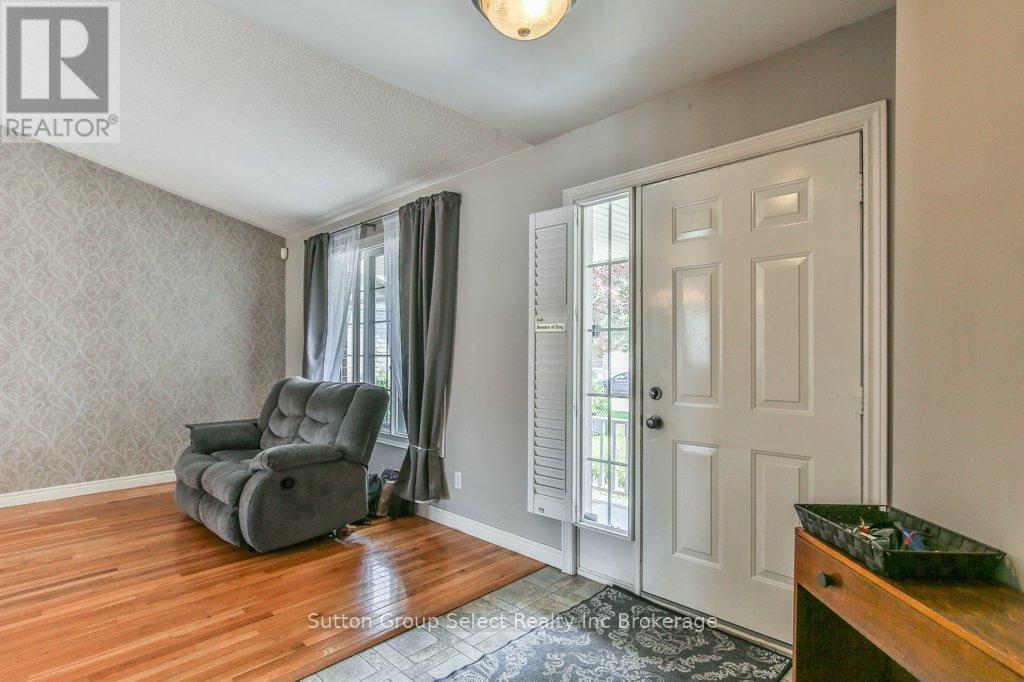 21 Heron Avenue, Woodstock (Woodstock - North), ON - Indoor