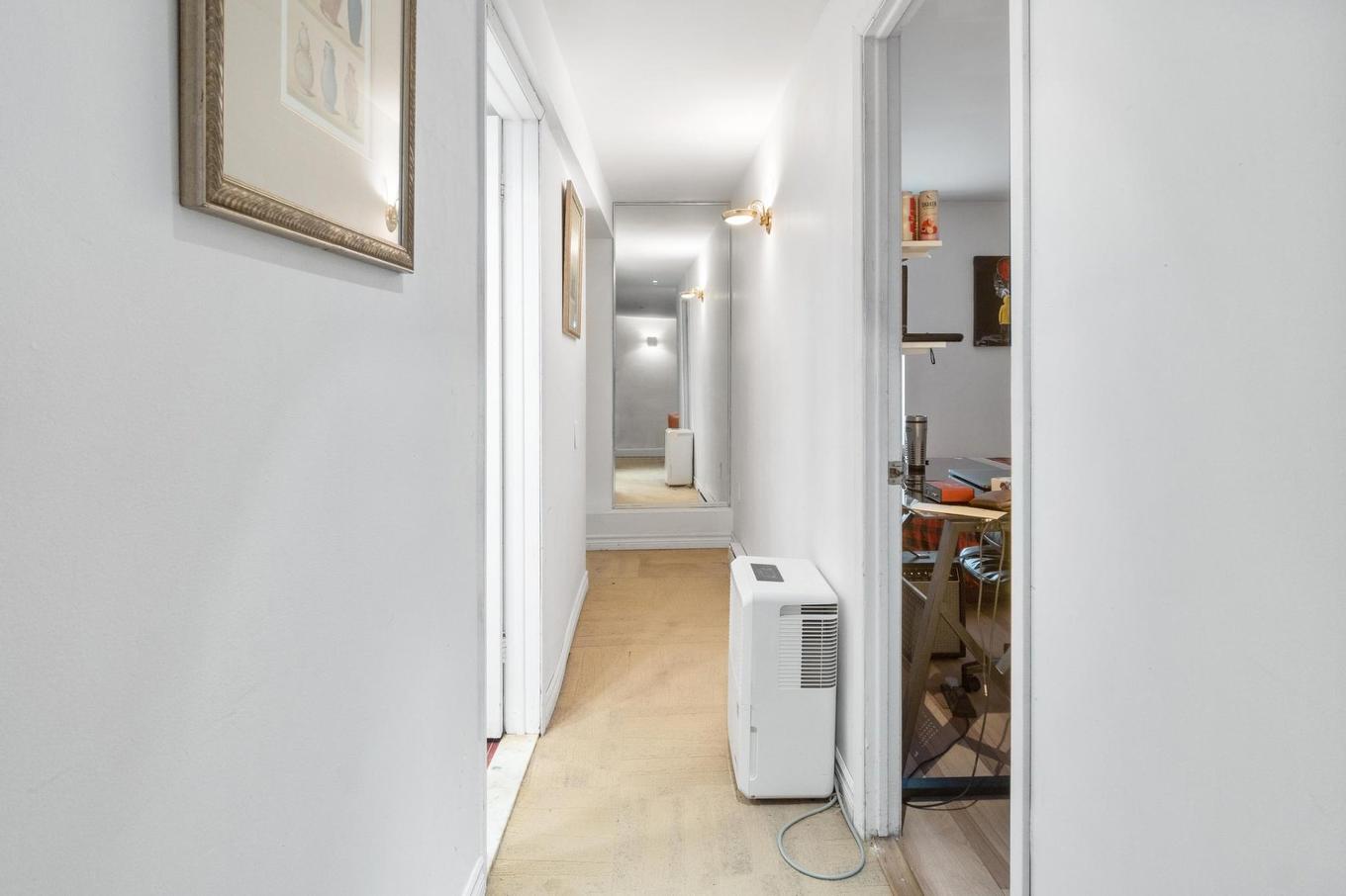 Hall d'entrée/Vestibule - 3542 - 3544A Rue Aylmer, Montréal (Le Plateau-Mont-Royal), QC - Indoor Photo Showing Other Room