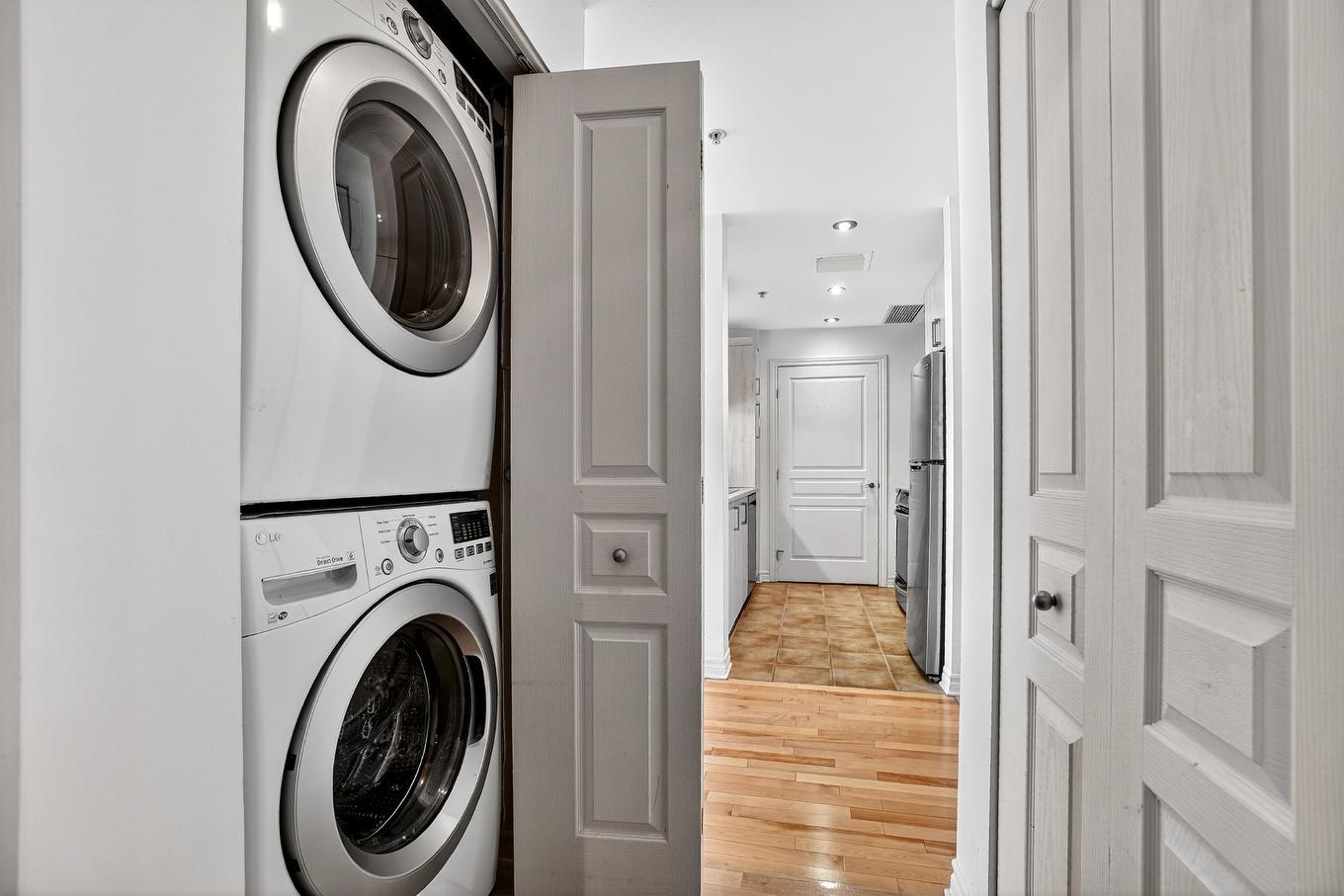 Autre - 311-2 Place Des Jardins-Des-Vosges, Montréal (Verdun/Île-Des-Soeurs), QC - Indoor Photo Showing Laundry Room