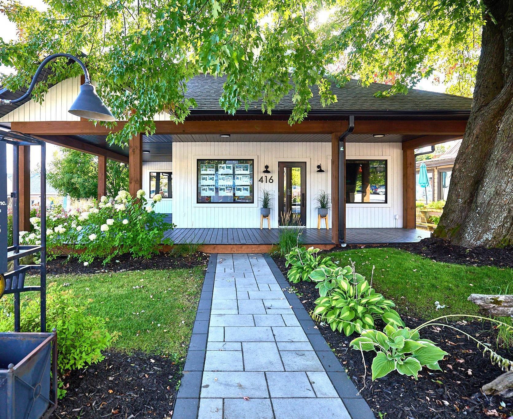 Façade - 416 Rue Principale, Saint-Donat, QC - Outdoor