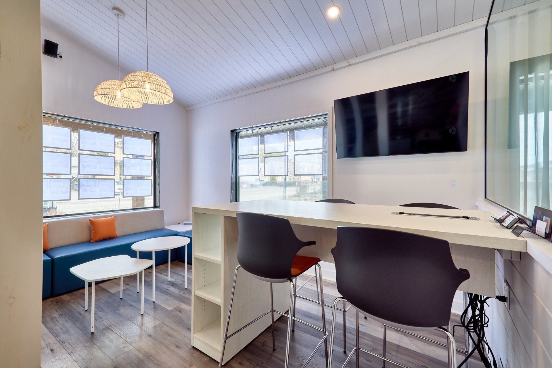 Salle - 416 Rue Principale, Saint-Donat, QC - Indoor