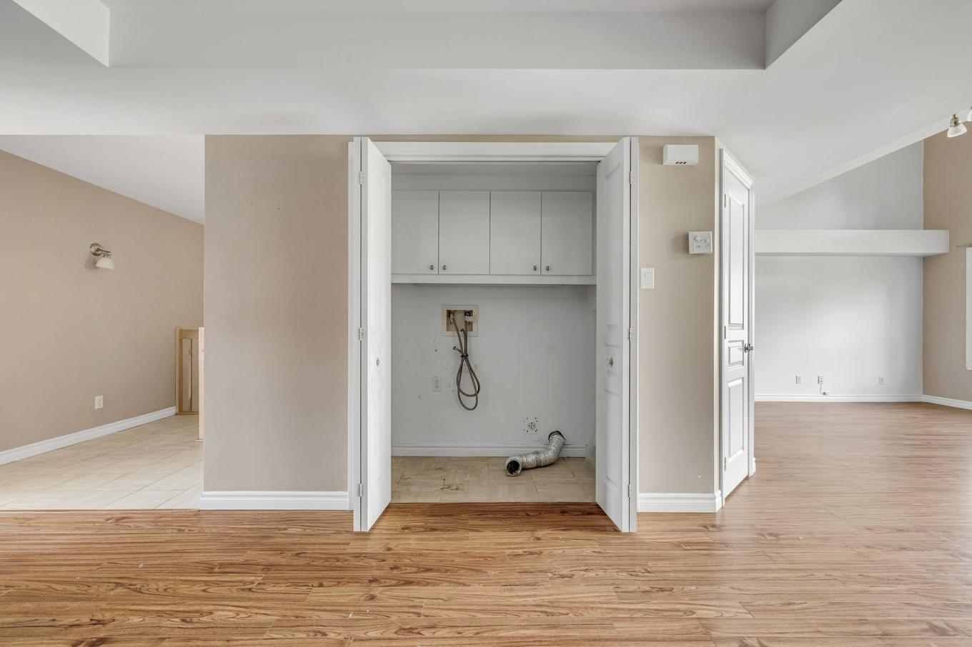 Laundry room - 302-1692 Boul. Pie-Xi N., Québec (La Haute-Saint-Charles), QC - Indoor Photo Showing Other Room