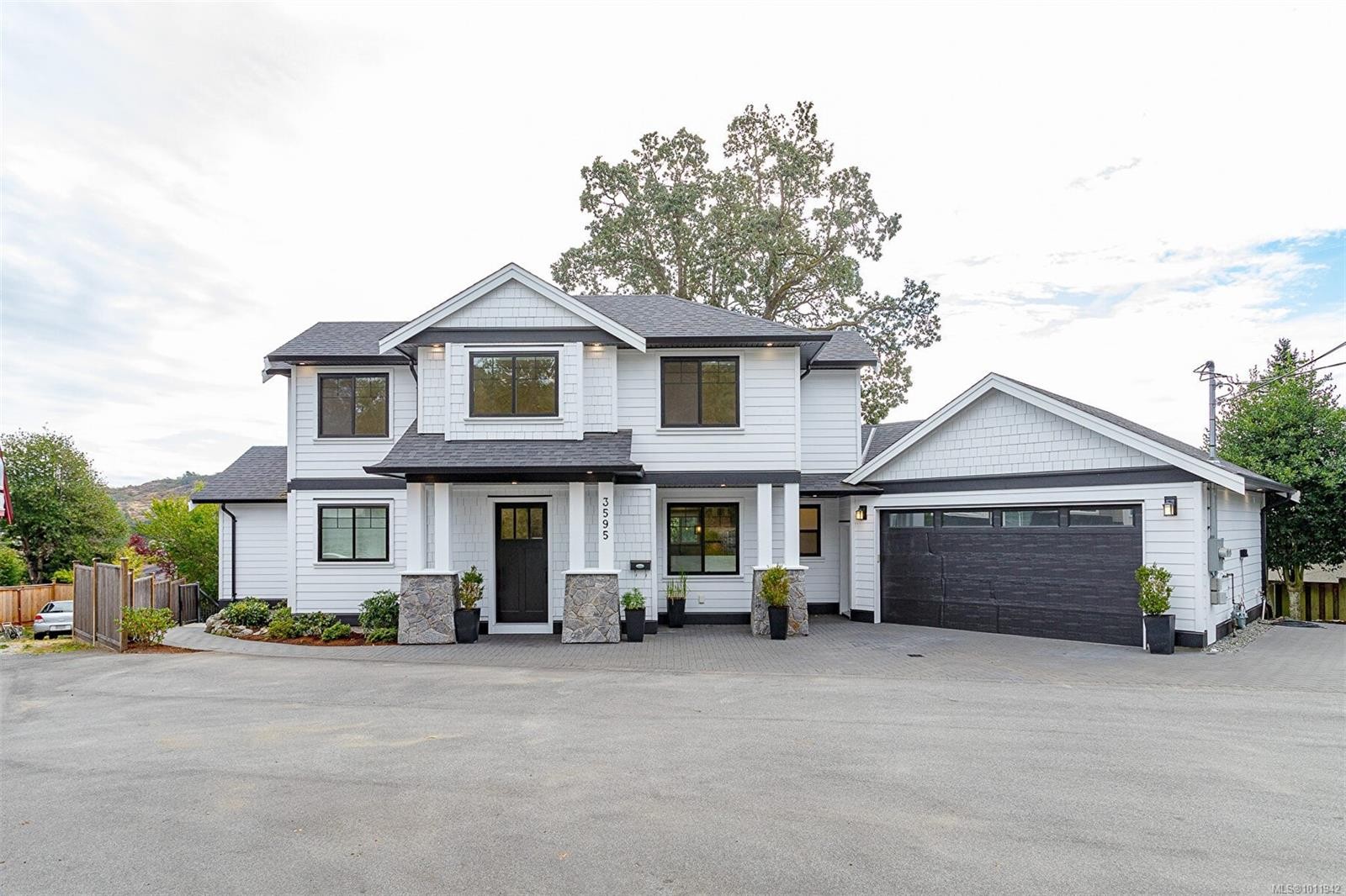 3595 Cedar Hill Rd, Saanich, BC