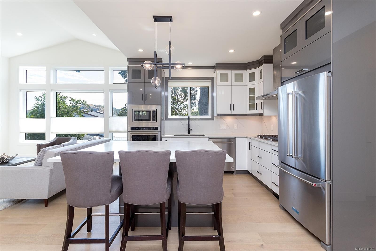 3595 Cedar Hill Rd, Saanich, BC