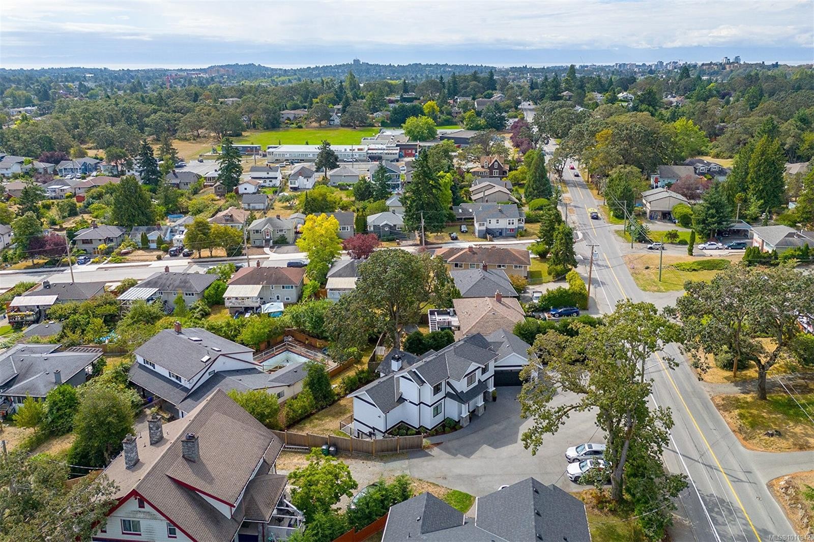 3595 Cedar Hill Rd, Saanich, BC