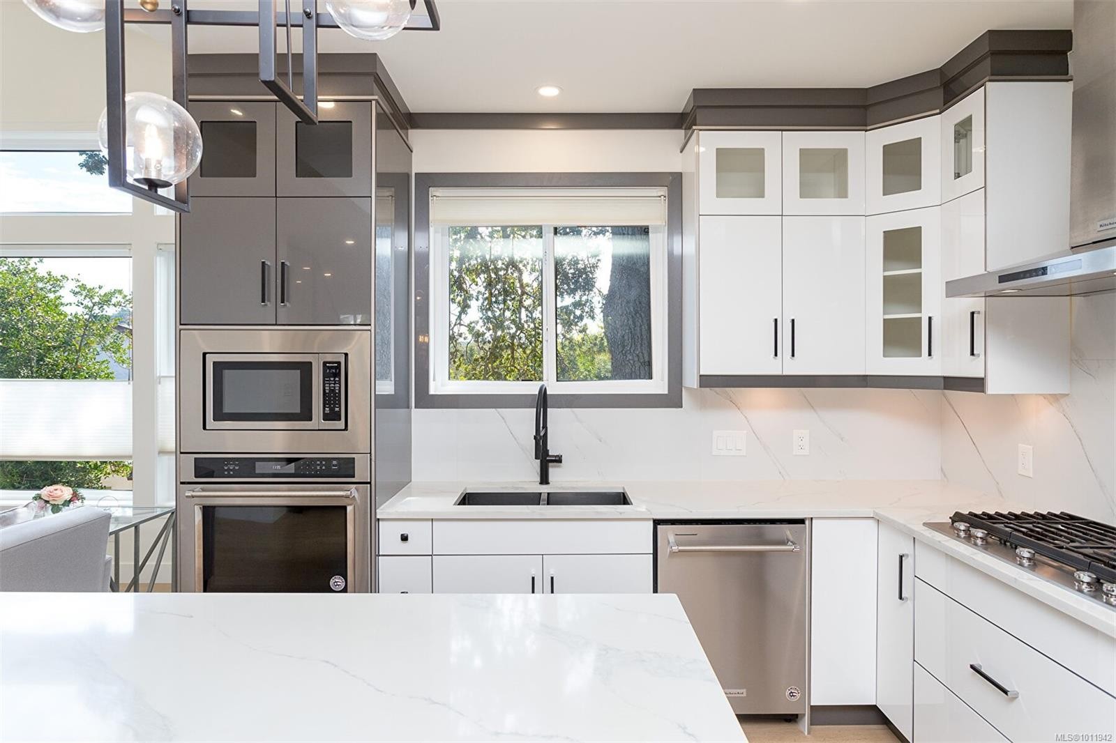 3595 Cedar Hill Rd, Saanich, BC