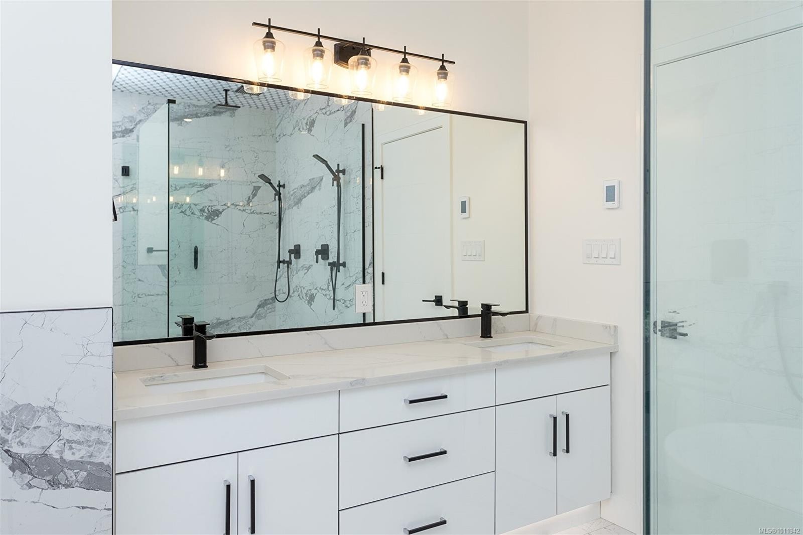 3595 Cedar Hill Rd, Saanich, BC