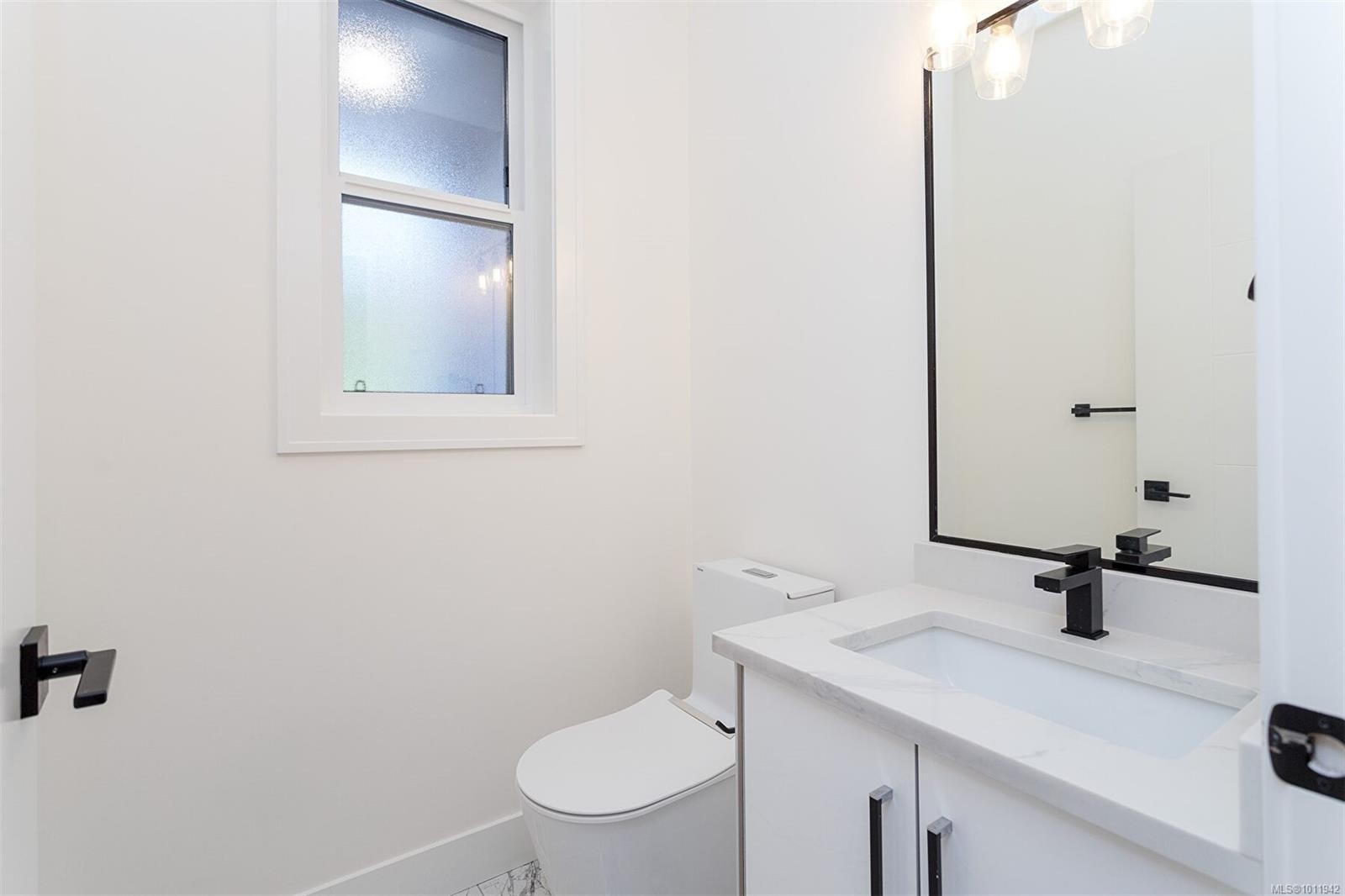 3595 Cedar Hill Rd, Saanich, BC