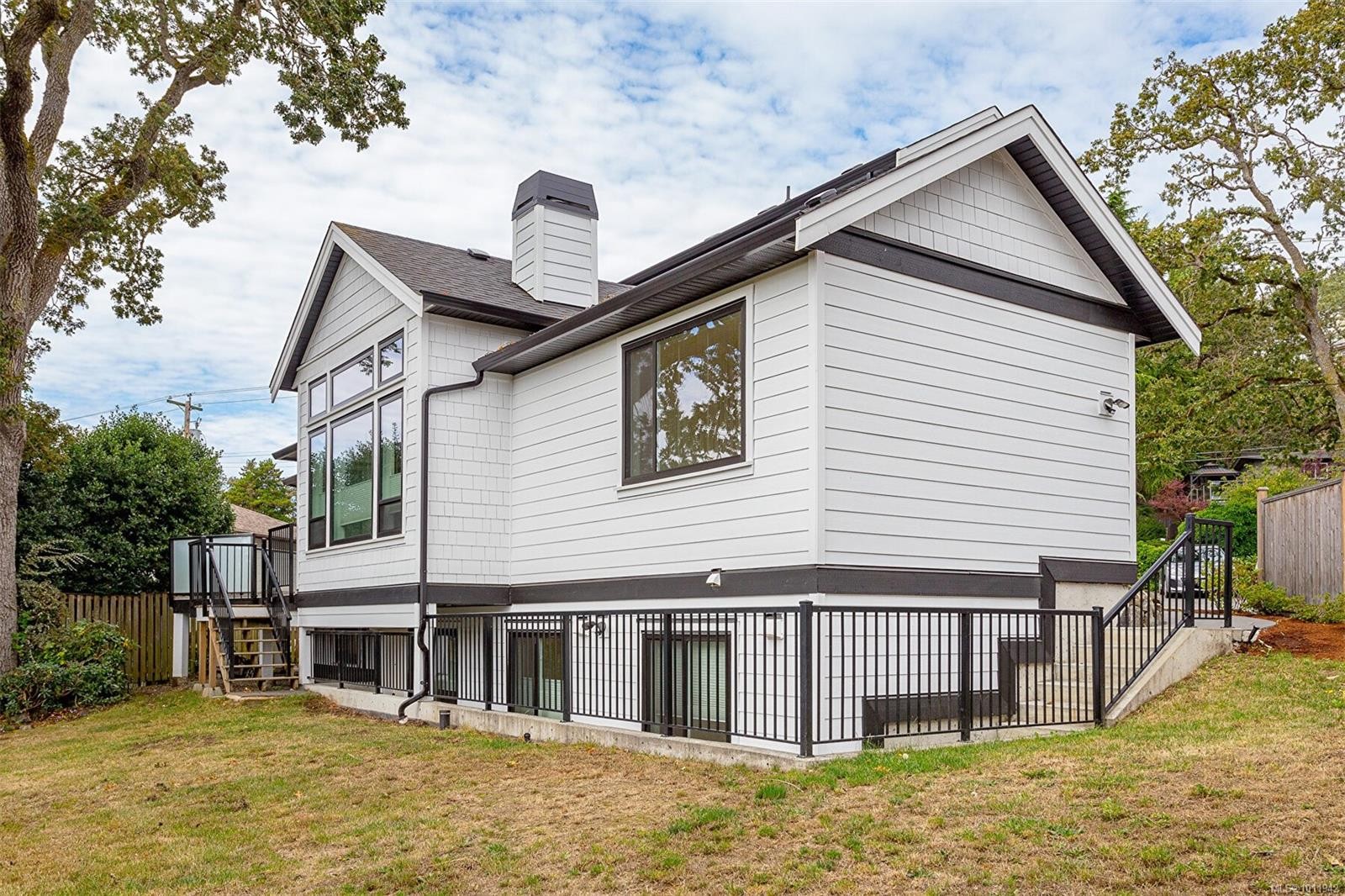 3595 Cedar Hill Rd, Saanich, BC