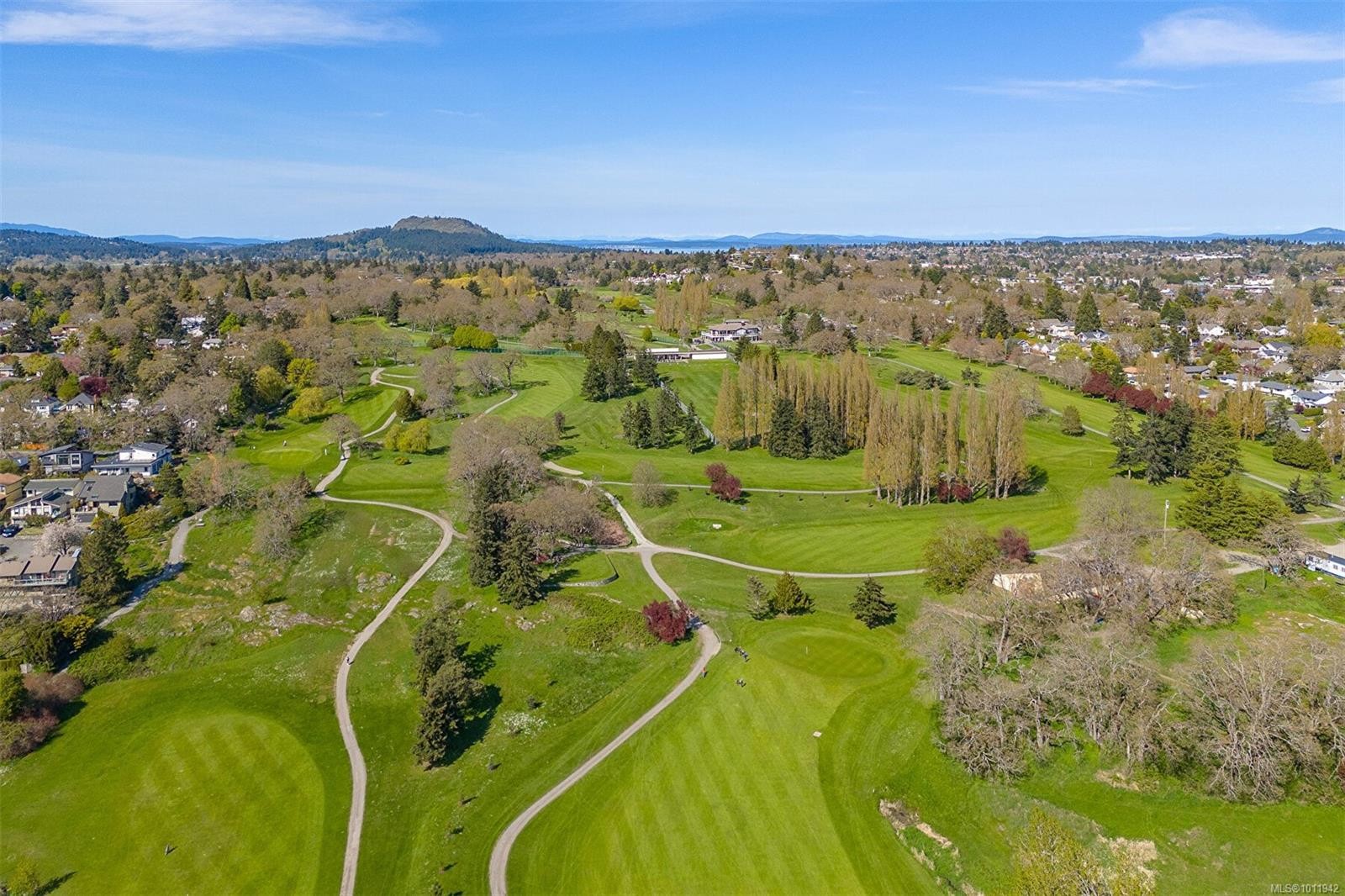 3595 Cedar Hill Rd, Saanich, BC