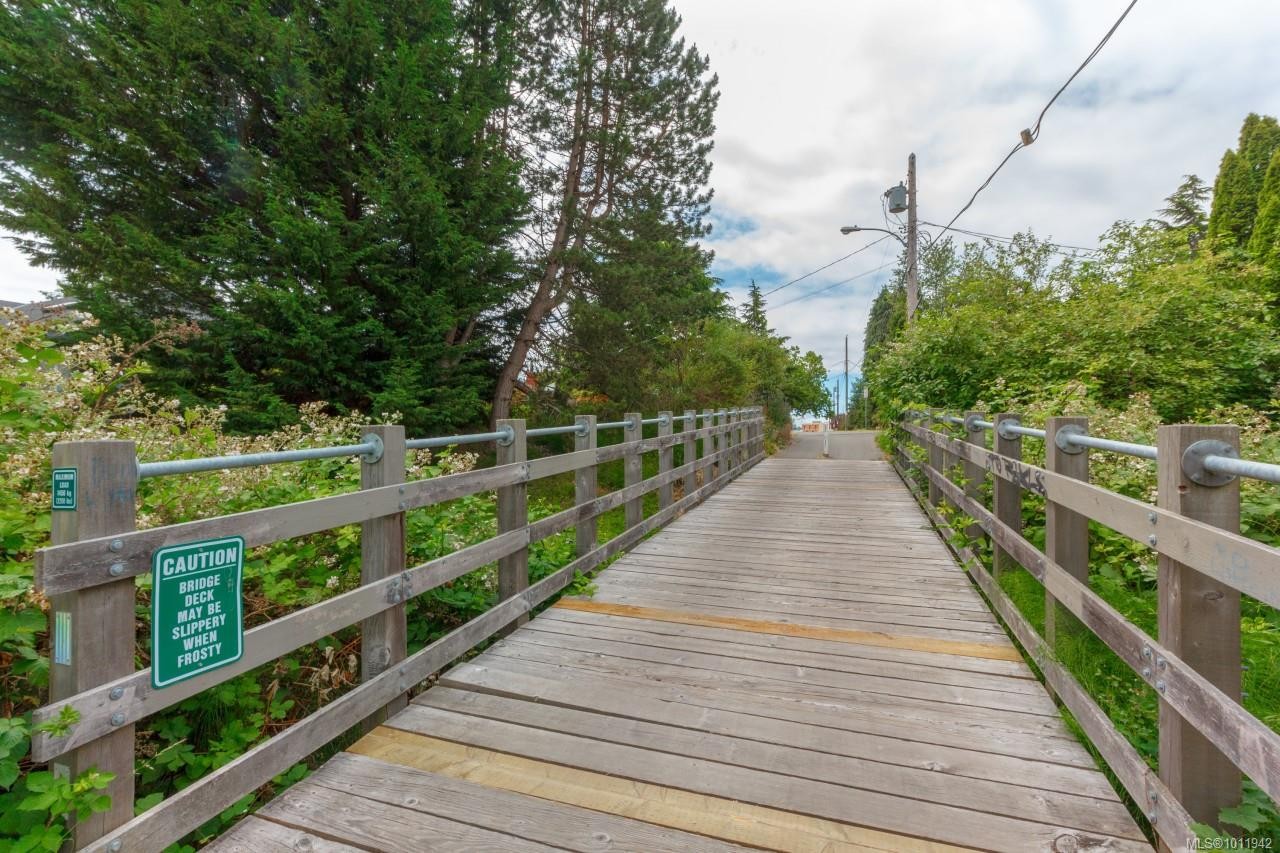 3595 Cedar Hill Rd, Saanich, BC