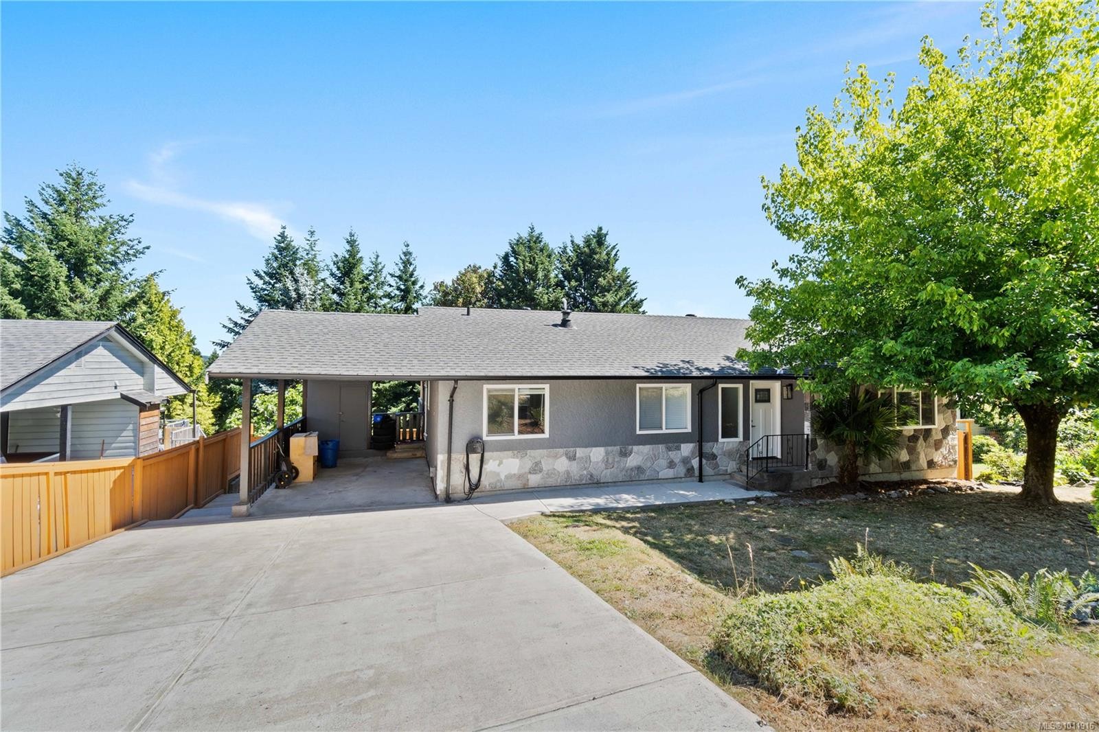 125 Arbutus Cres, Ladysmith, BC