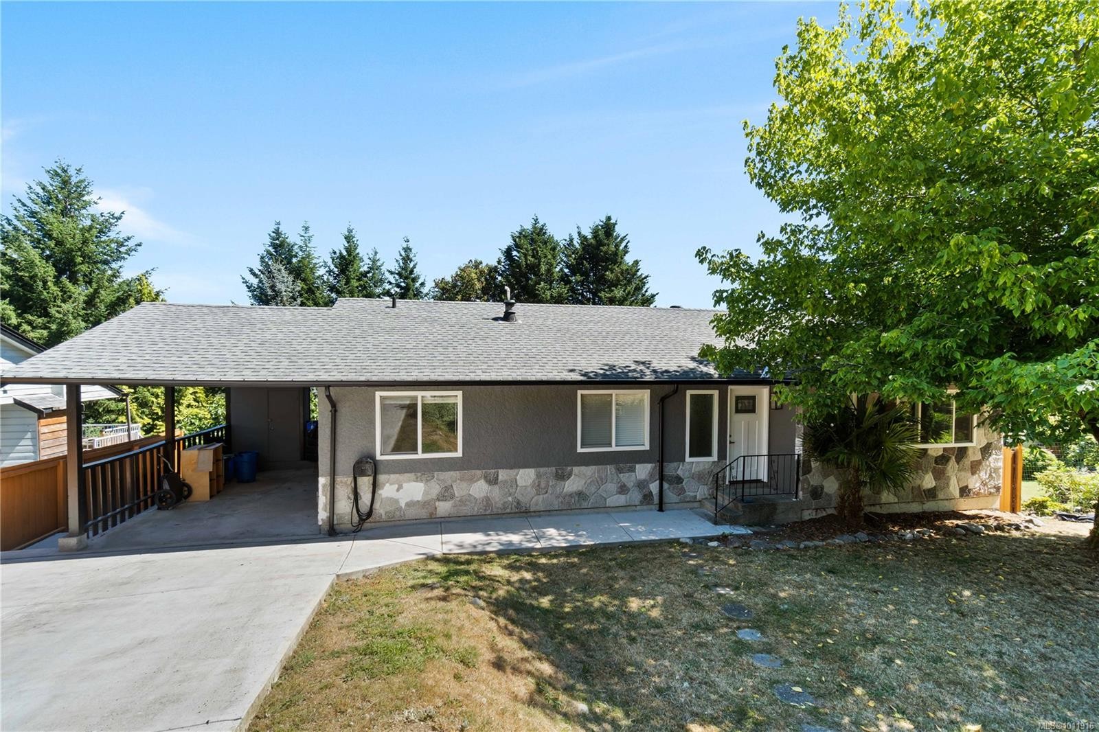 125 Arbutus Cres, Ladysmith, BC