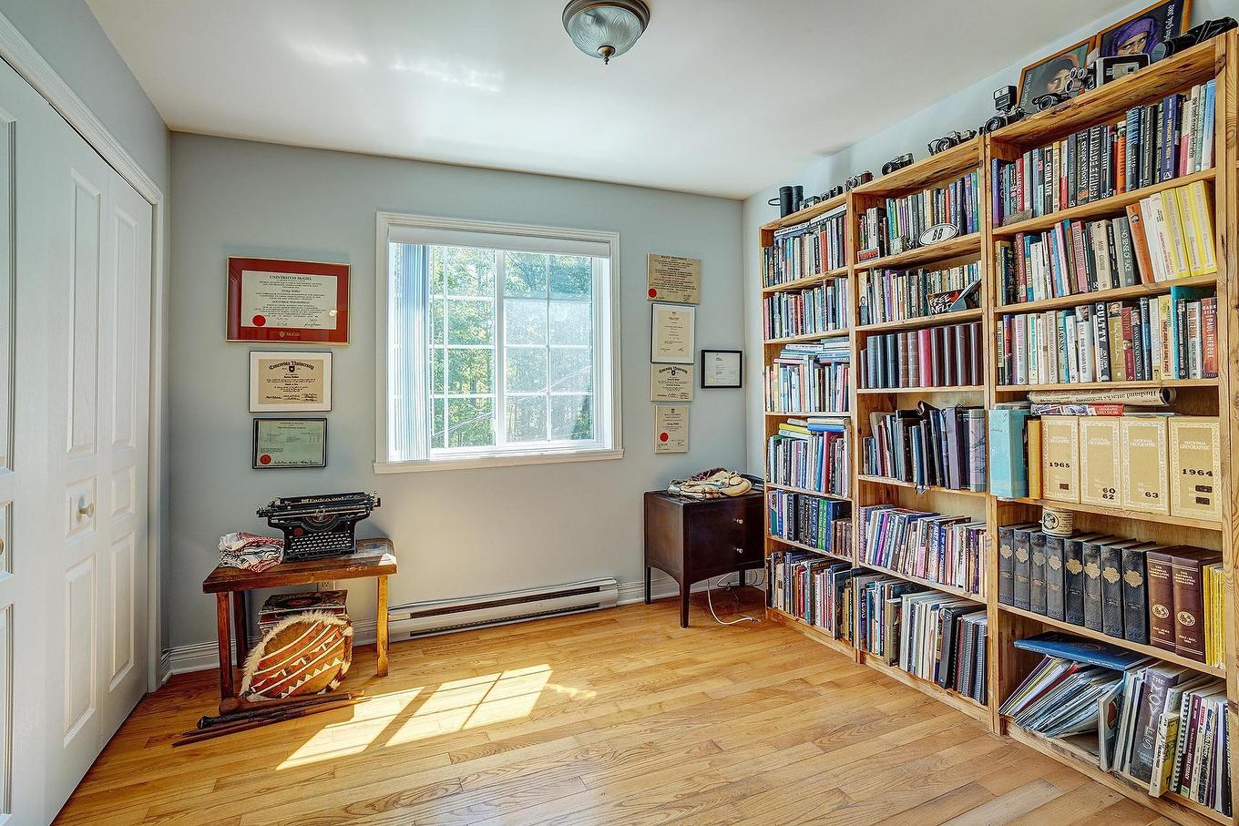 Bedroom - 5-41 Rue De Maricourt, L'Île-Perrot, QC - Indoor Photo Showing Office