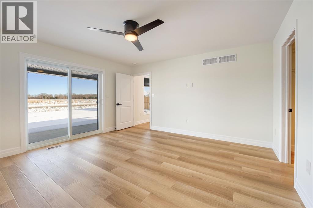 3595 Paul Crescent, Plympton-Wyoming, ON - Indoor Photo Showing Other Room