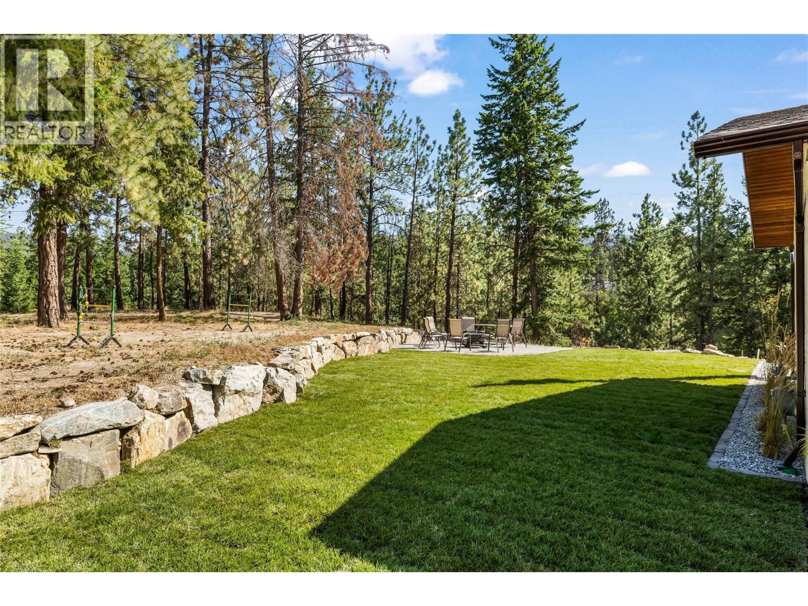 3700 Jean Road, Kelowna, BC - Outdoor