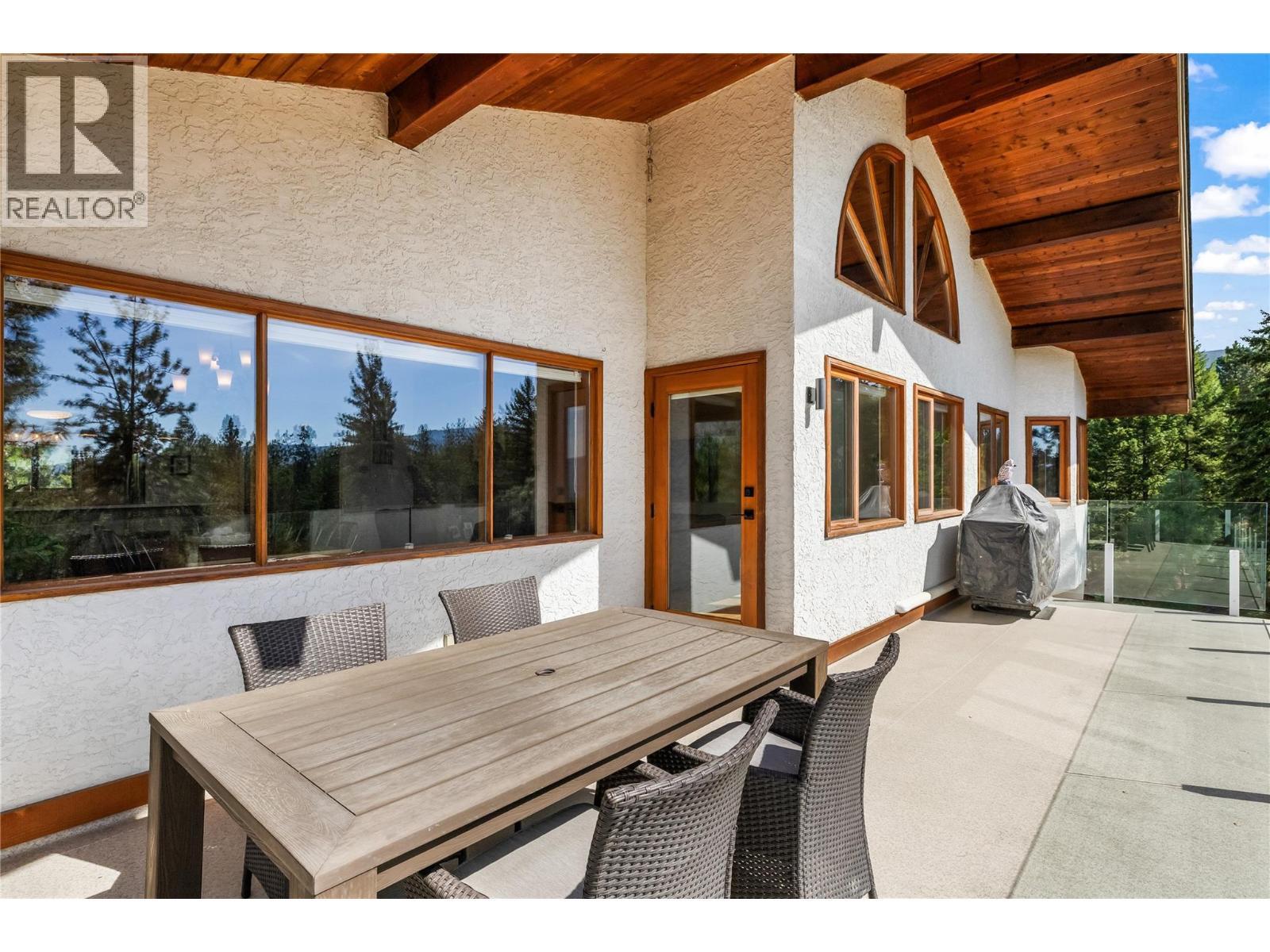 3700 Jean Road, Kelowna, BC - Outdoor With Exterior