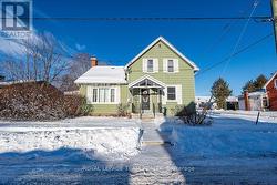 212 PRINCE STREET W Renfrew, ON K7V 2V7