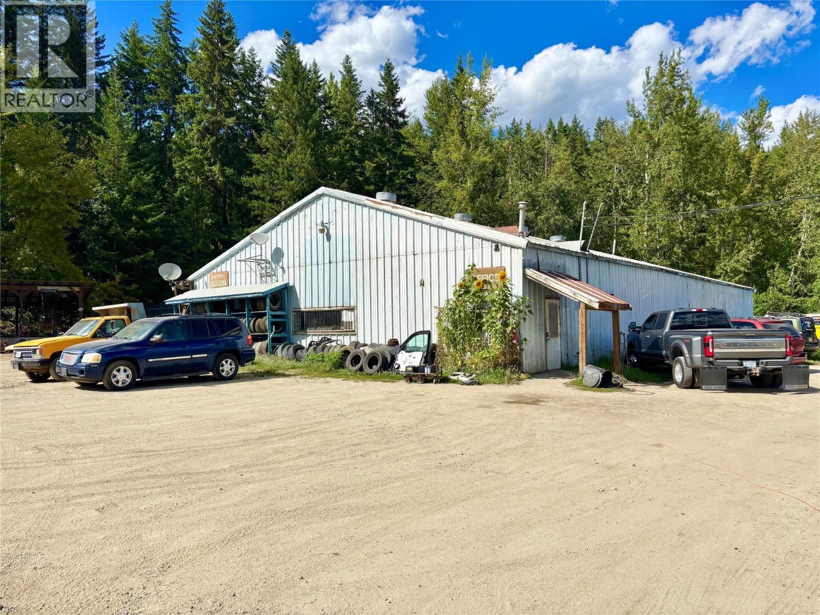 5400 SF Industrial Building - 4751 5Th Avenue Sw, Salmon Arm, BC