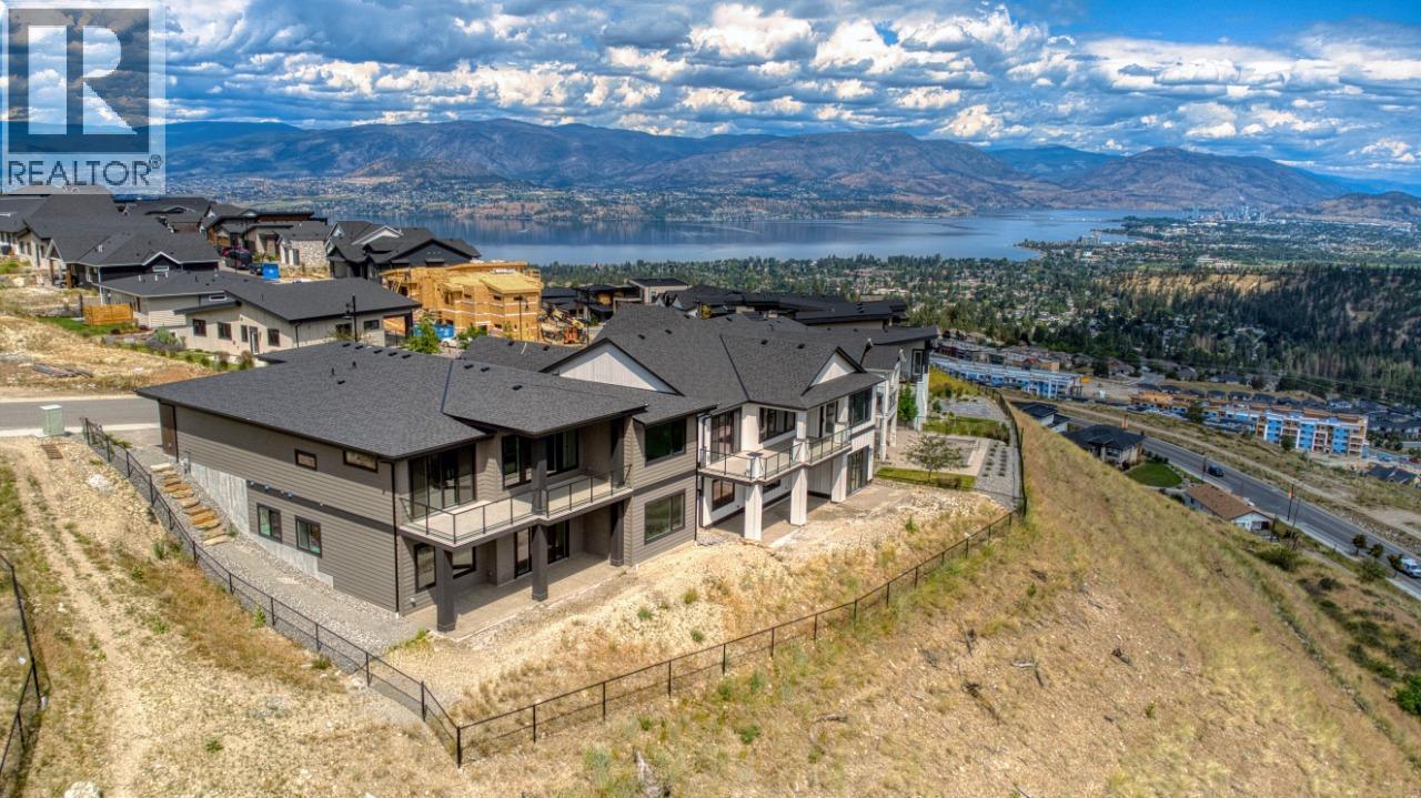 1070 Emslie Street, Kelowna, BC - Outdoor With Body Of Water With View