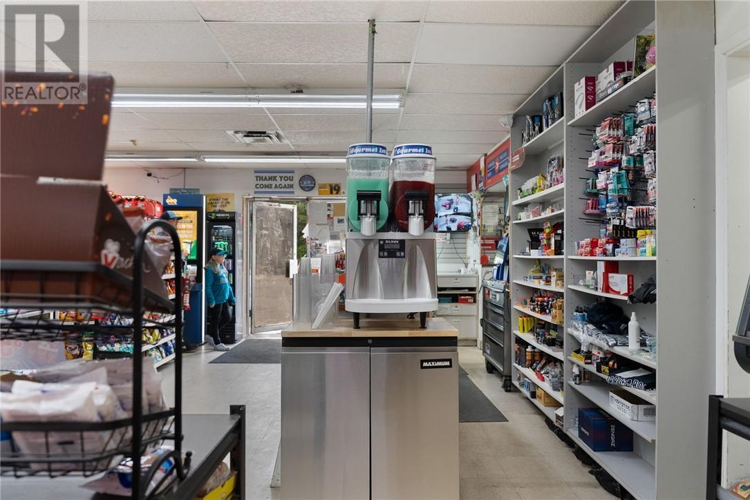 184 Regional Road 8, Onaping, ON